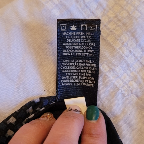 RW&Co mixed media shirt-neck tunic size M - Picture 7 of 8